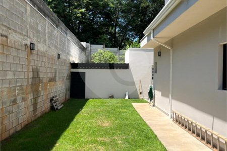Casa à venda com 3 suítes no condomínio Vila Hipica Ii, Vinhedo - SP