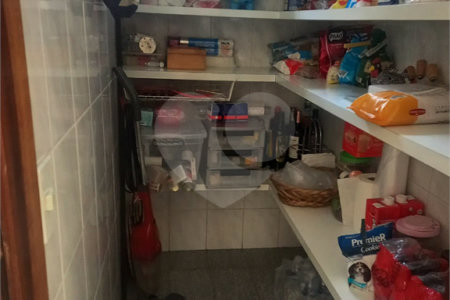 Casa Térrea à venda com 3 quartos, sendo 1 suíte,  em Cidade Dutra, São Paulo, SP