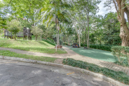 Casa à venda com 4 suítes no condomínio Granja do Morumbi, São Paulo - SP