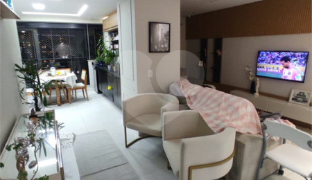 Apartamento à venda com 3 quartos, sendo 2 suítes, em Barra Funda, São Paulo, SP