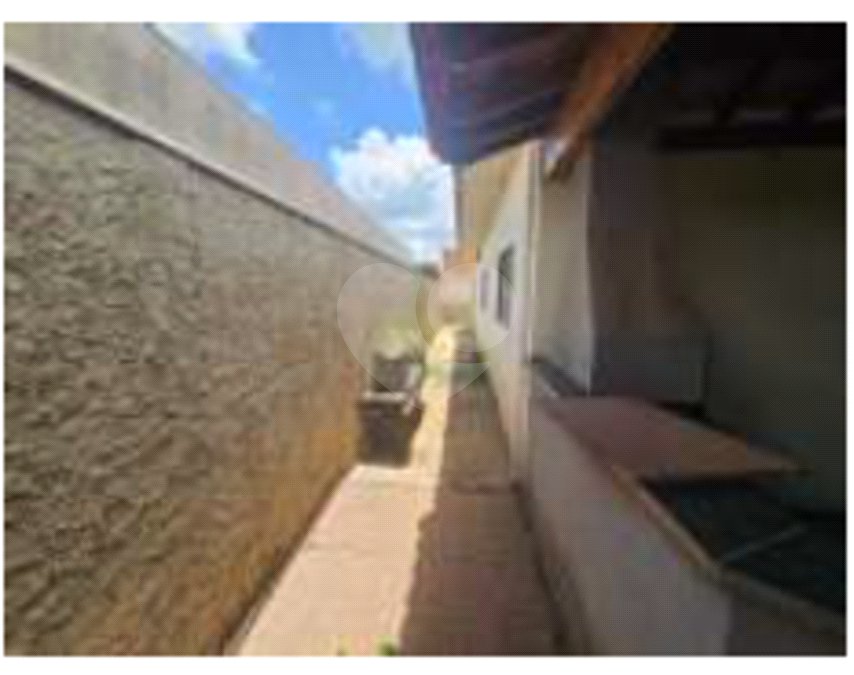 Casa à venda com 3 quartos em Residencial Azulville II, Matão, SP