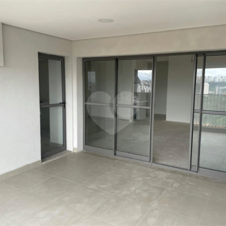 Apartamento à venda com 3 suítes em Alto da Boa Vista, São Paulo, SP