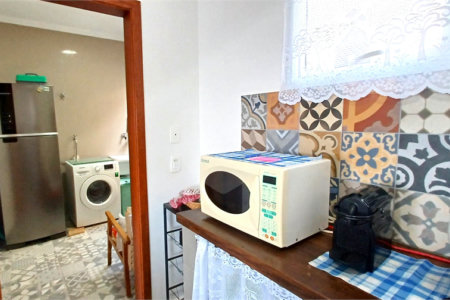 Casa à venda com 3 quartos, sendo 2 suítes, no condomínio Altos de São Roque, São Roque - SP