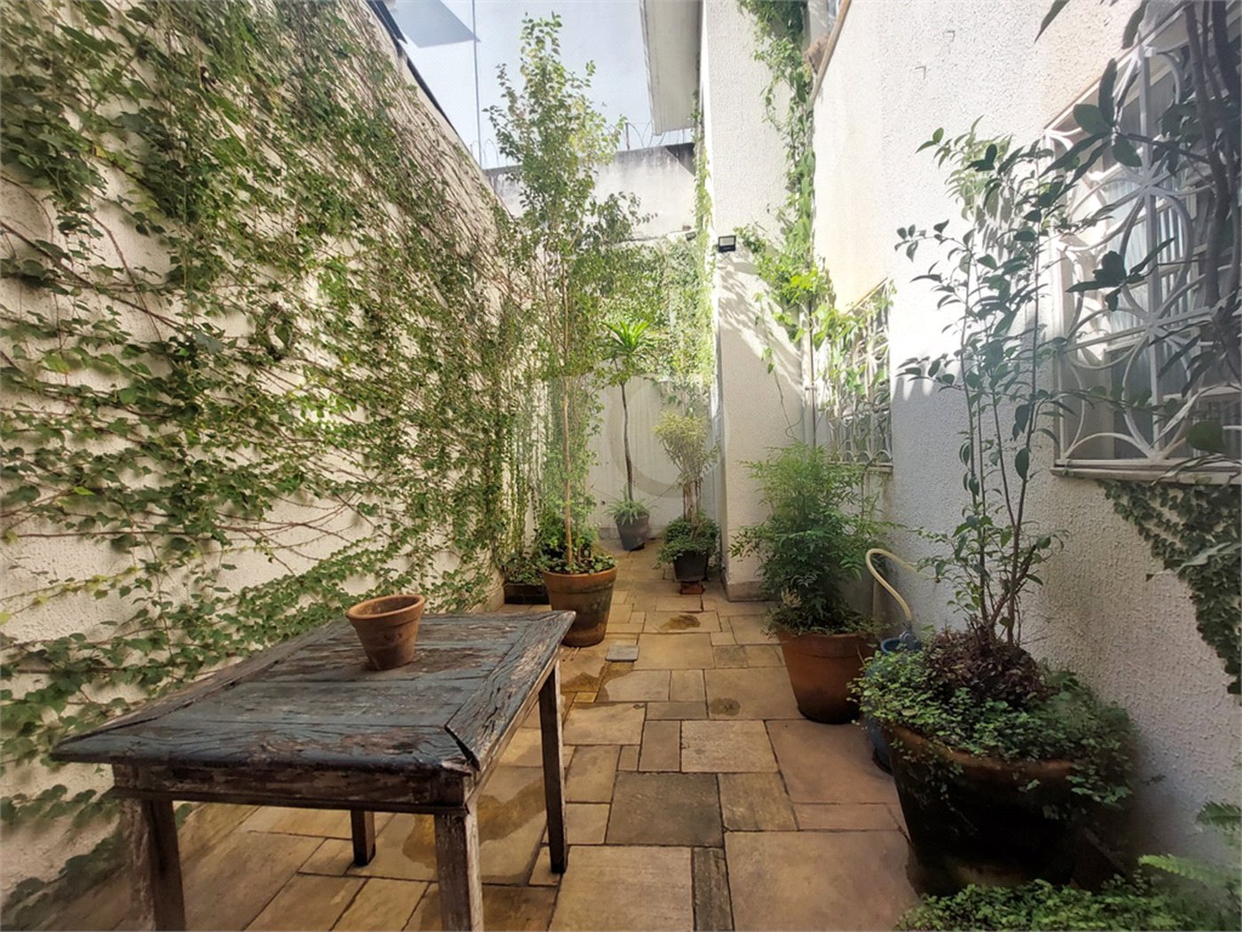 Sobrado à venda com 3 quartos, sendo 2 suítes, em Vila Pompéia, São Paulo, SP