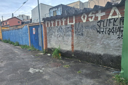 Casa à venda com 2 quartos em Chora Menino, São Paulo, SP