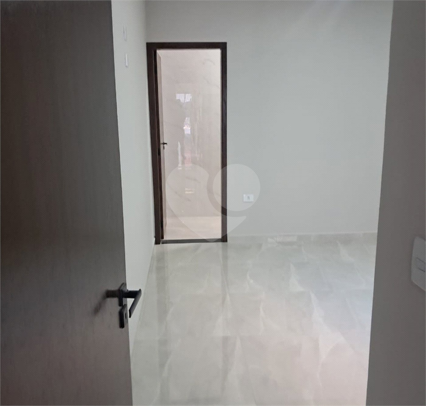 Casa de Vila à venda com 2 quartos, sendo 1 suíte, em Vila Barão, Sorocaba, SP