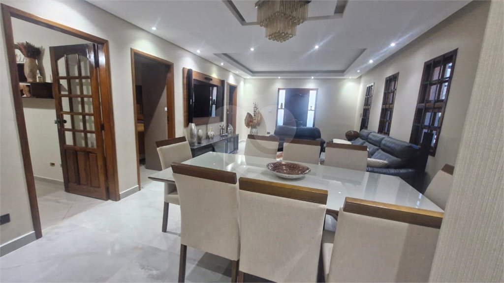 Casa Térrea à venda com 3 quartos, sendo 2 suítes, em Santana, São Paulo, SP