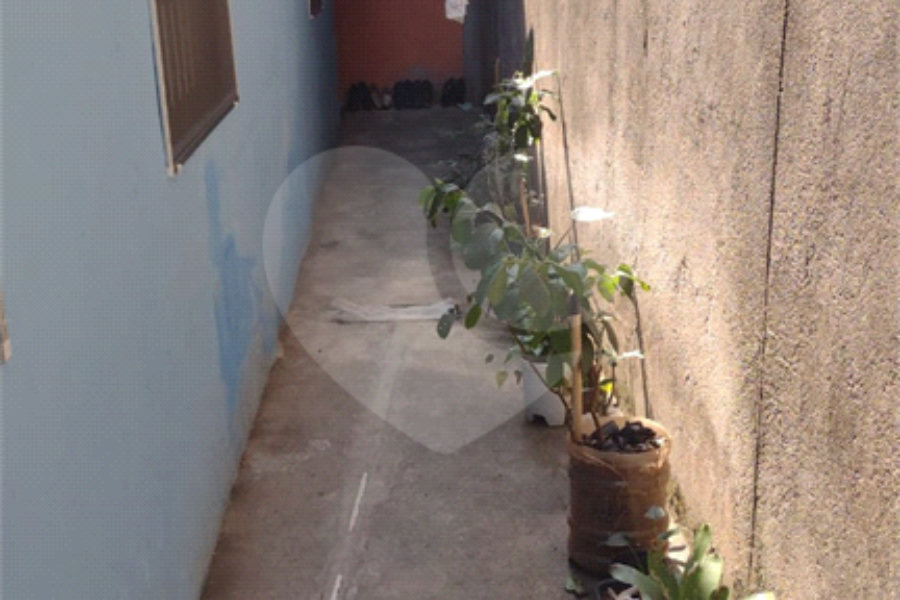 Sobrado à venda com 2 quartos em Cidade Tiradentes, São Paulo, SP