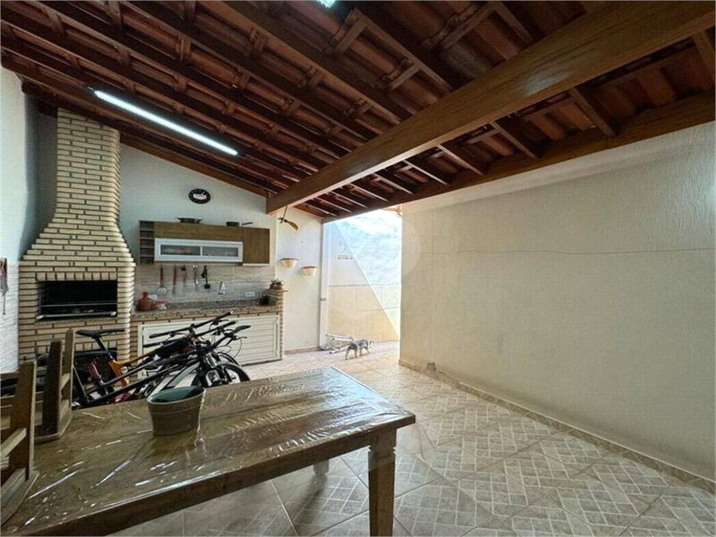 Casa Térrea à venda com 4 quartos, sendo 1 suíte, no Brasil, Itu, SP