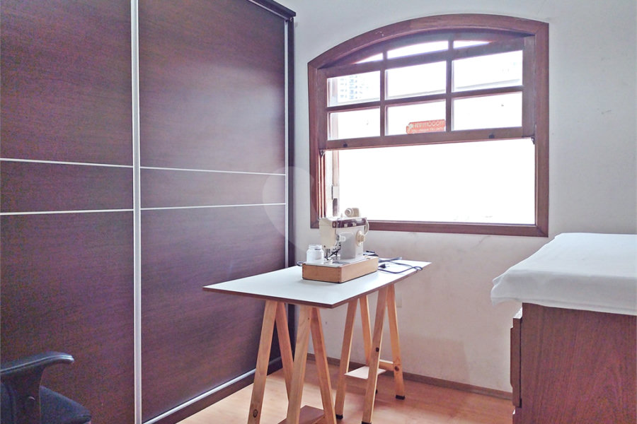 Casa à venda com 5 quartos, sendo 1 suíte, em Santana, São Paulo, SP