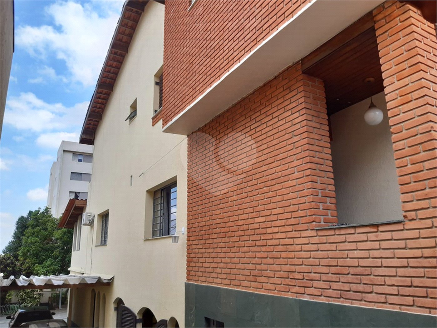 Sobrado à venda com 4 suítes em Santana, São Paulo, SP
