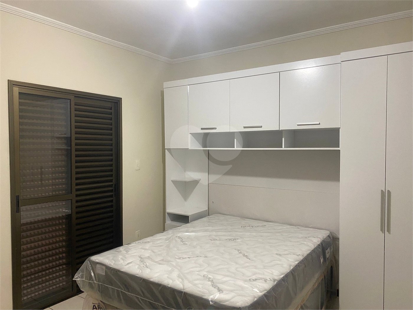 Apartamento à venda com 2 quartos, sendo 1 suíte, em Jardim Simus, Sorocaba, SP