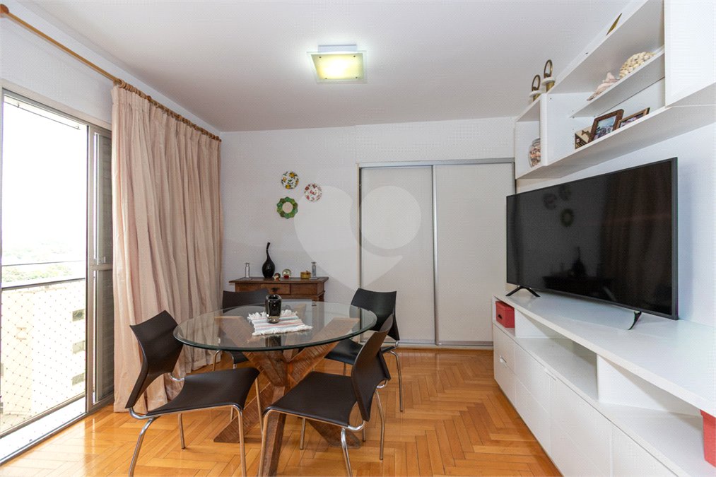 Apartamento à venda com 2 quartos, sendo 1 suíte,  em Indianópolis, São Paulo, SP
