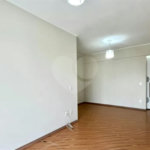 Apartamento à venda com 3 quartos, sendo 1 suíte,  em Vila Campestre, São Paulo, SP