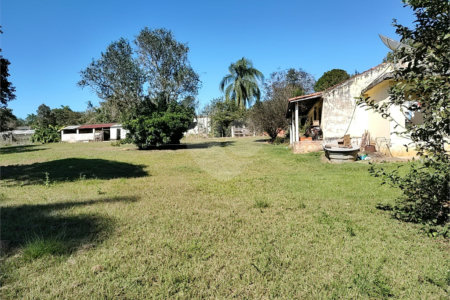 Sítio à venda com 3 quartos, sendo 1 suíte,  em Da Barra, Salto de Pirapora, SP