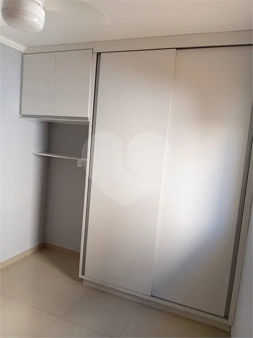 Casa à venda com 3 quartos, sendo 1 suíte,  no condomínio Residencial Eldorado, São Carlos - SP