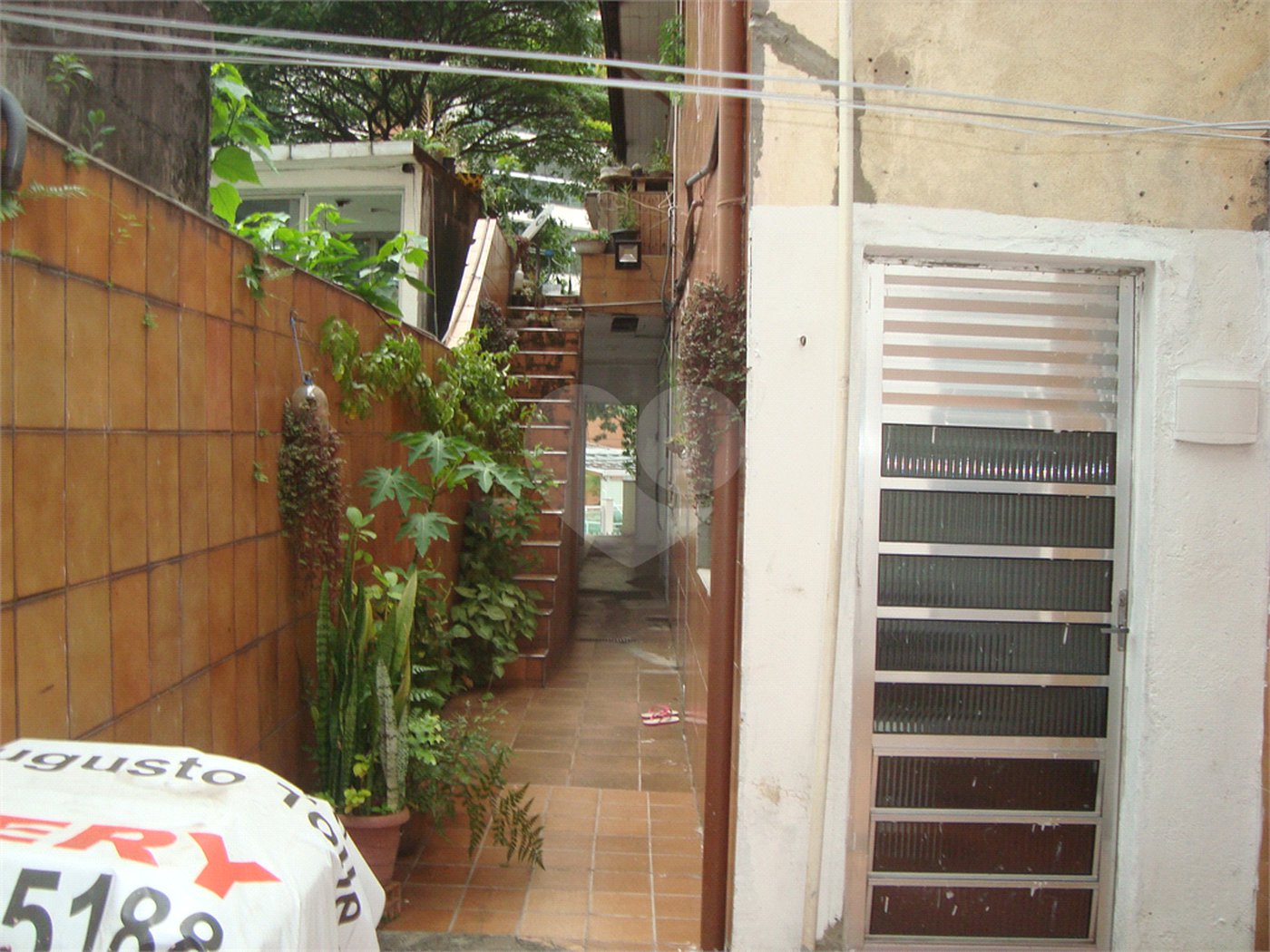 Sobrado à venda com 7 quartos, sendo 1 suíte, em Santana, São Paulo, SP