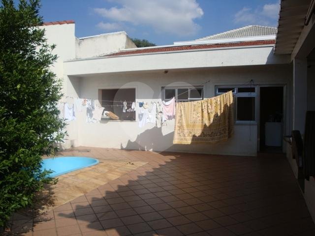 Sobrado à venda com 4 quartos, sendo 3 suítes,  em Água Fria, São Paulo, SP