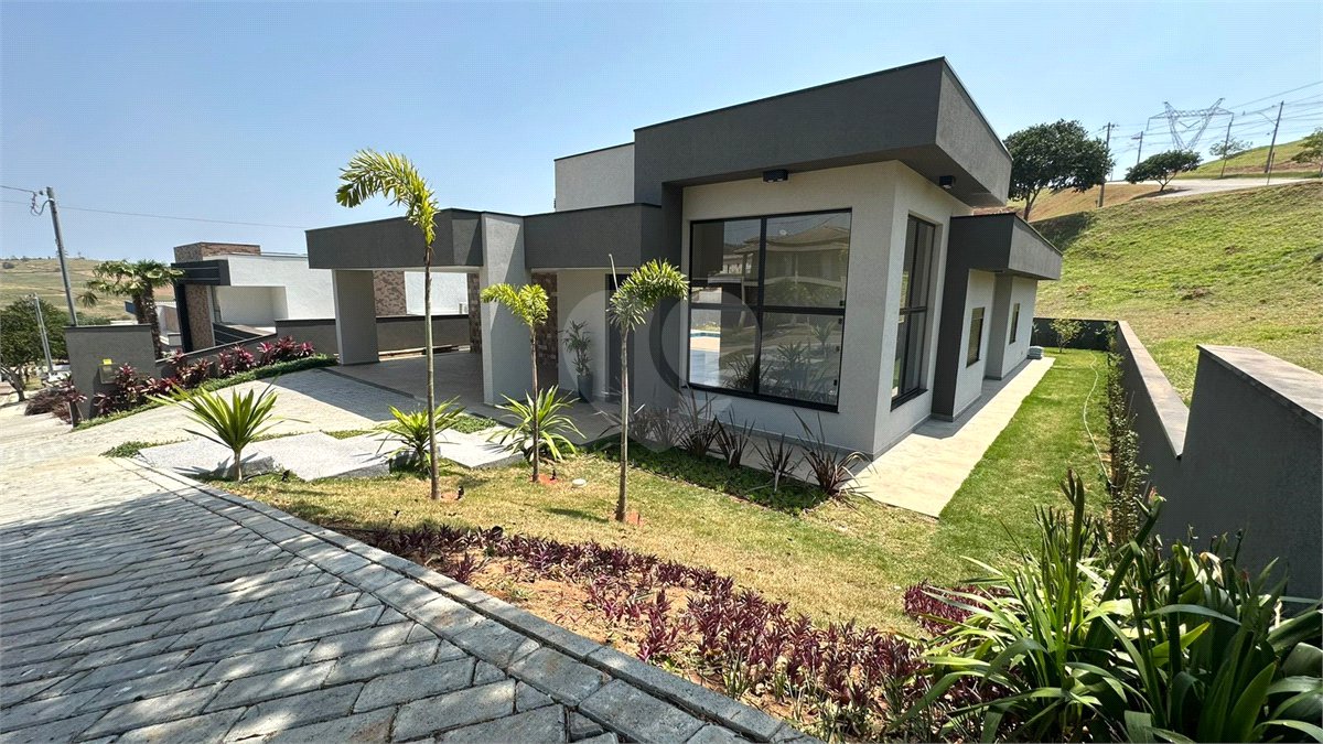 Casa à venda com 4 quartos, sendo 3 suítes, em Condomínio Terras de Santa Cruz, Bragança Paulista, SP
