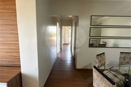 Apartamento à venda com 2 quartos, sendo 1 suíte, no Centro, Ponta Porã, MS