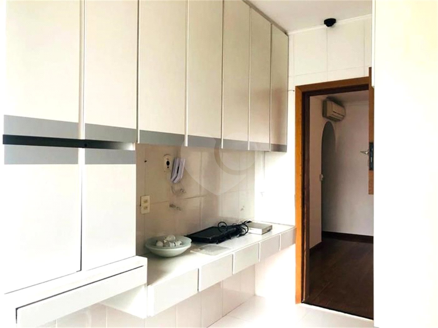 Apartamento para alugar com 3 quartos, sendo 1 suíte, em Jardim América, São Paulo, SP