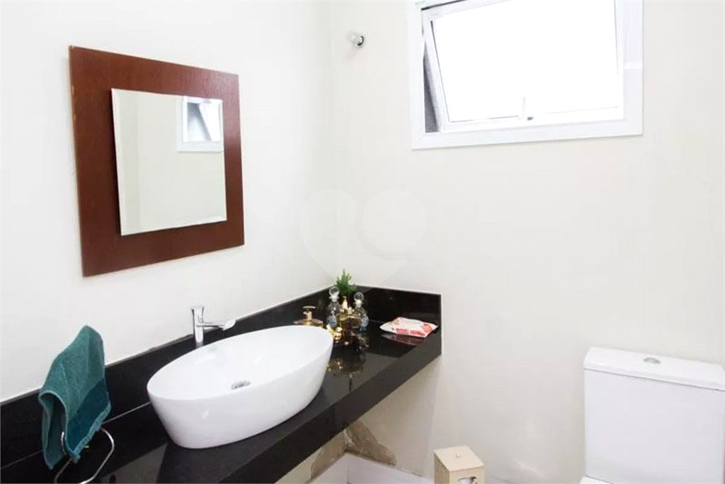 Sobrado à venda com 4 quartos, sendo 1 suíte, em Chácara Santo Antônio (zona Sul), São Paulo, SP