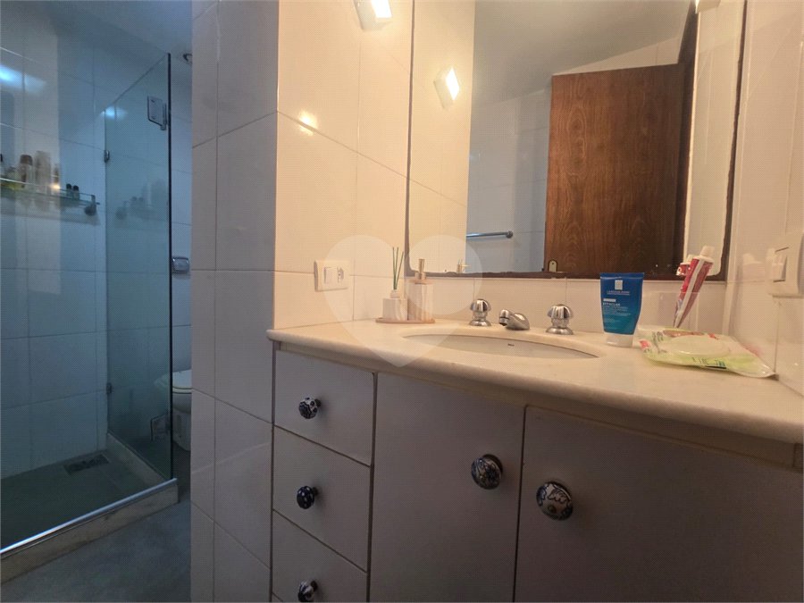 Apartamento à venda com 3 quartos, sendo 1 suíte, em Copacabana, Rio de Janeiro, RJ