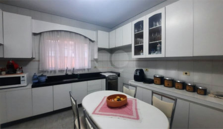 Casa Térrea à venda com 2 quartos em Anália Franco, São Paulo, SP