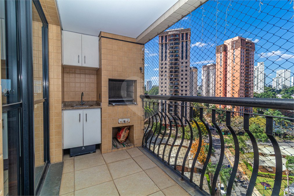 Apartamento à venda com 3 suítes em Alto da Boa Vista, São Paulo, SP
