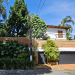 Casa à venda com 5 suítes em Jardim Leonor, São Paulo, SP
