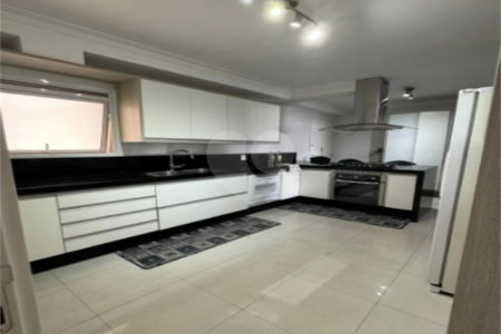 Apartamento à venda com 4 quartos, sendo 3 suítes, em Vila Regente Feijó, São Paulo, SP