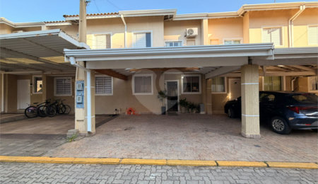 Casa à venda com 3 quartos, sendo 1 suíte,  no condomínio Village Sarriá, Sorocaba - SP