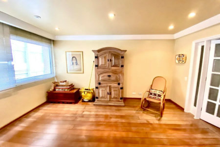 Apartamento à venda com 4 quartos, sendo 2 suítes, em Pinheiros, São Paulo, SP