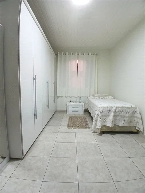 Casa à venda com 3 quartos, sendo 1 suíte, em Vila Rica, São Paulo, SP