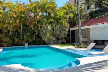 Casa à venda com 4 suítes em Alphaville, Santana de Parnaíba, SP