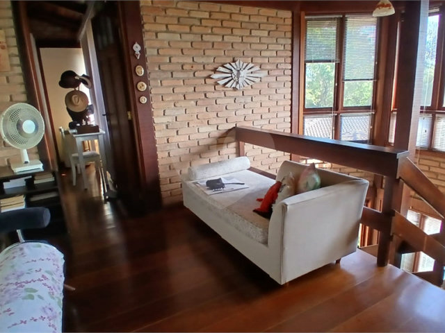 Casa à venda com 4 suítes no condomínio Sausalito, Mairiporã - SP