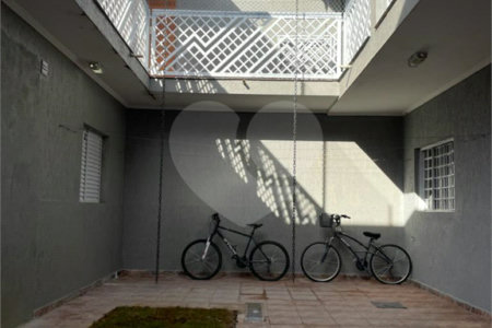 Sobrado à venda com 5 quartos, sendo 1 suíte, em João Aranha, Paulínia, SP