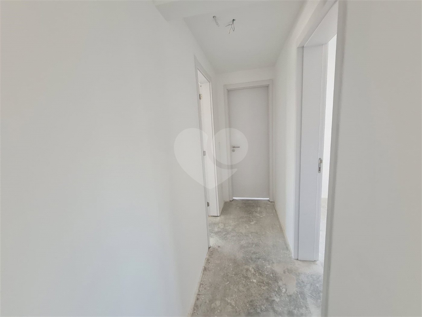 Apartamento à venda com 3 suítes em Jardim Marajoara, São Paulo, SP