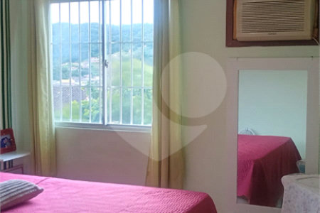 Villagio à venda com 3 quartos em Senador Vasconcelos, Rio de Janeiro, RJ