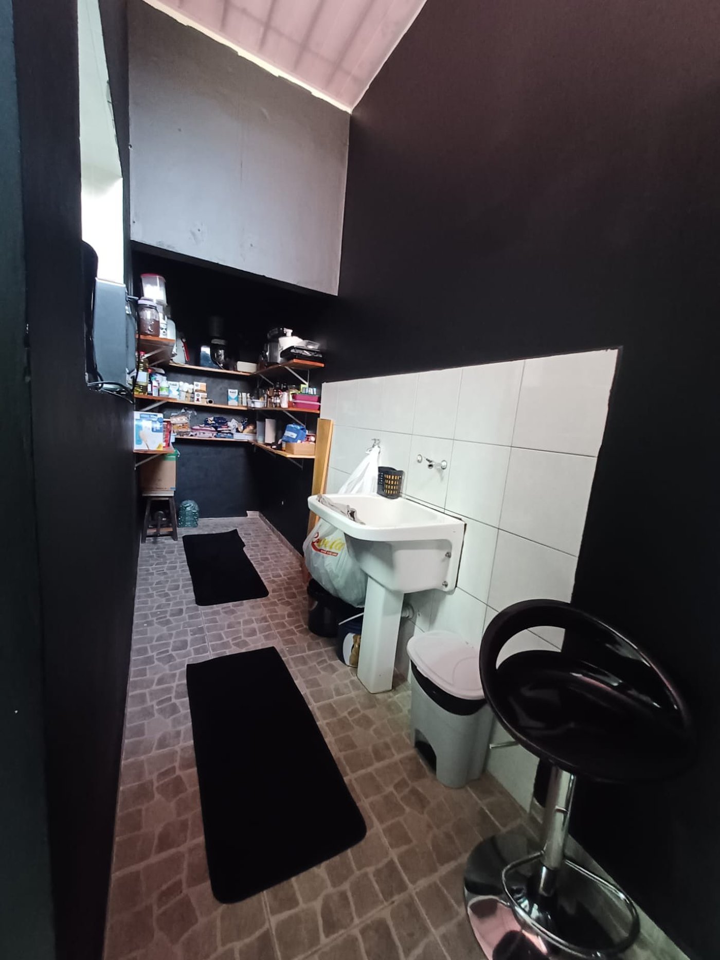 Casa à venda com 3 quartos, sendo 1 suíte, em Jardim Rosana, Guarulhos, SP