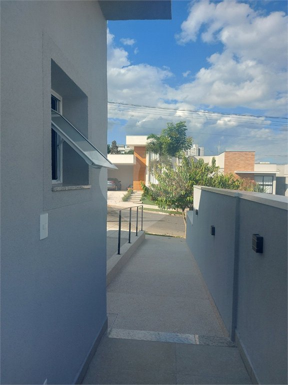 Casa à venda com 3 quartos, sendo 1 suíte,  no condomínio Gardenville, Itu - SP