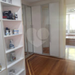 Casa à venda com 5 suítes em Jardim Leonor, São Paulo, SP