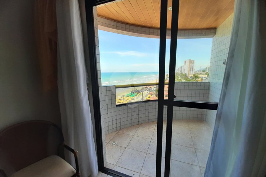 Apartamento à venda com 2 quartos, sendo 1 suíte, em Vera Cruz, Mongaguá, SP