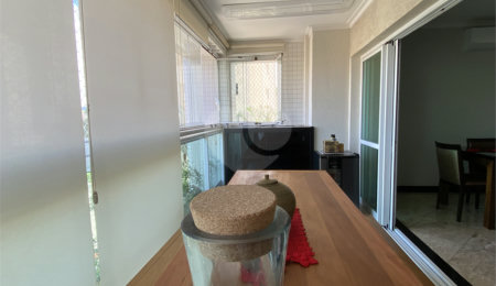 Apartamento à venda com 3 suítes em Água Fria, São Paulo, SP