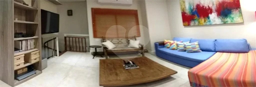 Duplex à venda com 3 quartos, sendo 1 suíte, em Vila Andrade, São Paulo, SP