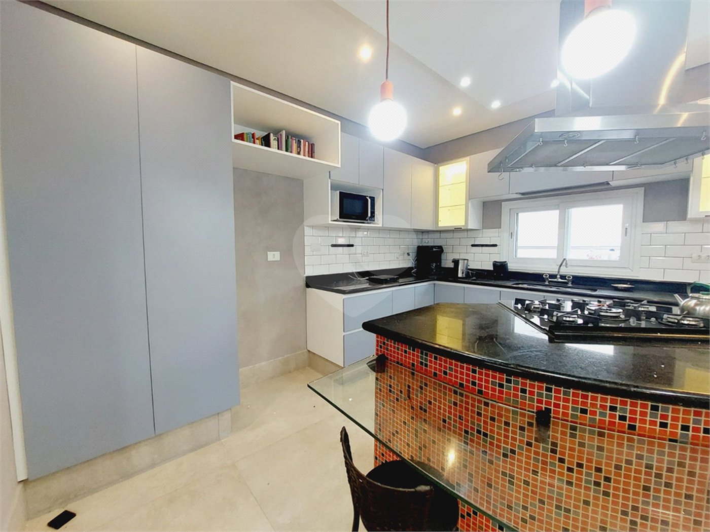 Casa à venda com 3 suítes em Lapa, São Paulo, SP