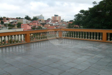 Casa à venda ou para alugar com 4 quartos, sendo 2 suítes,  no Centro, Vinhedo, SP