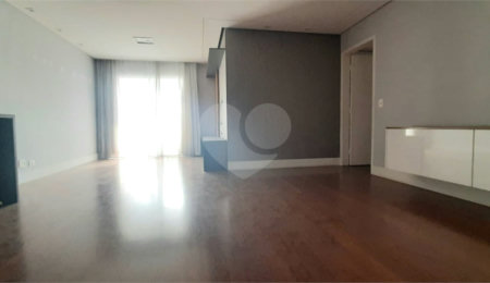 Apartamento à venda com 3 quartos, sendo 1 suíte,  em Santana, São Paulo, SP