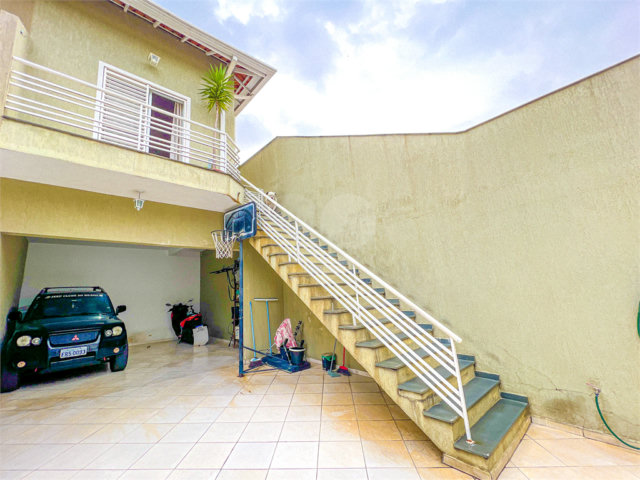 Casa à venda com 3 quartos, sendo 1 suíte,  no condomínio 658, São Paulo - SP