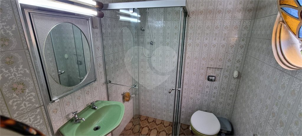 Sobrado à venda com 4 quartos, sendo 1 suíte,  em Água Branca, São Paulo, SP